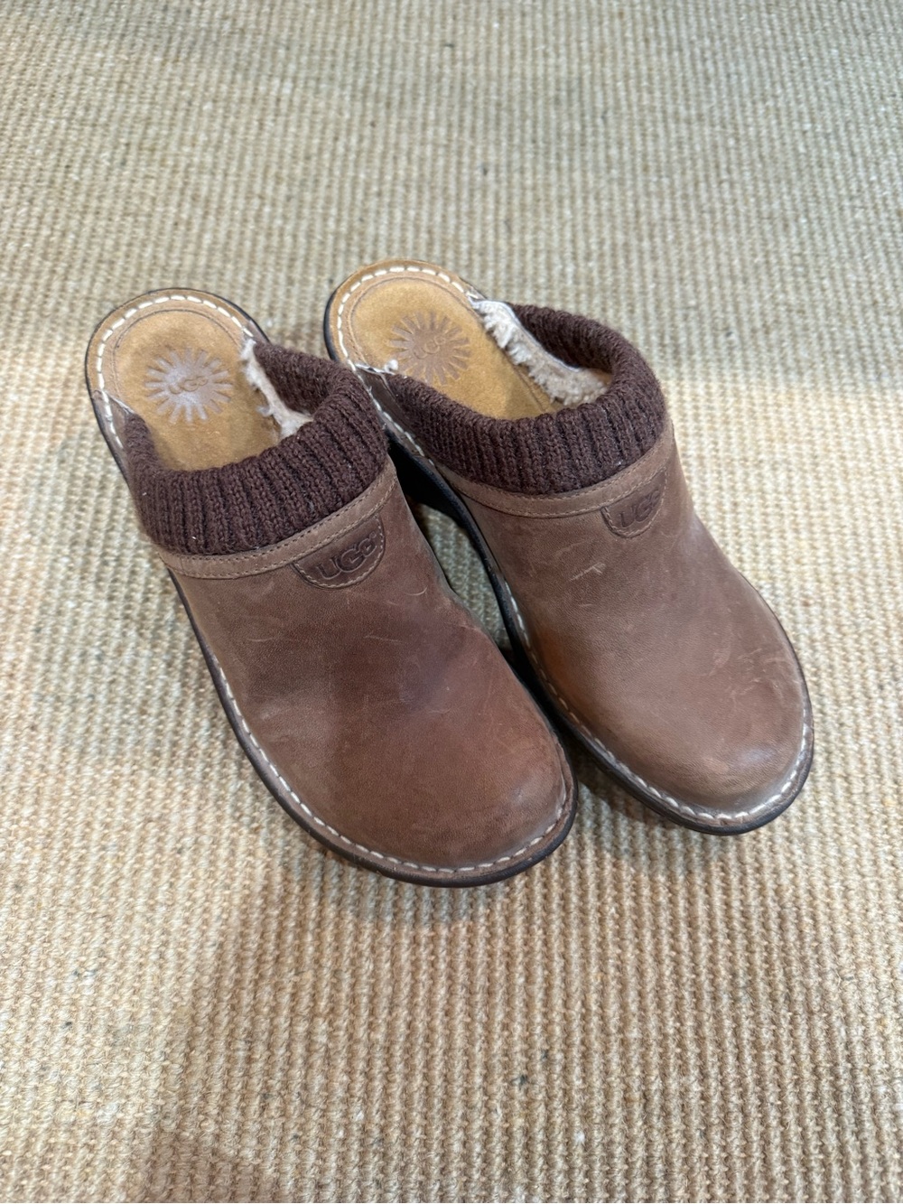 UGG Brown Knit-Cuff Shearling-Lined Clog